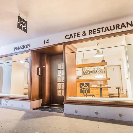 A Restaurace 14 Hostinne (Hradec Kralove)