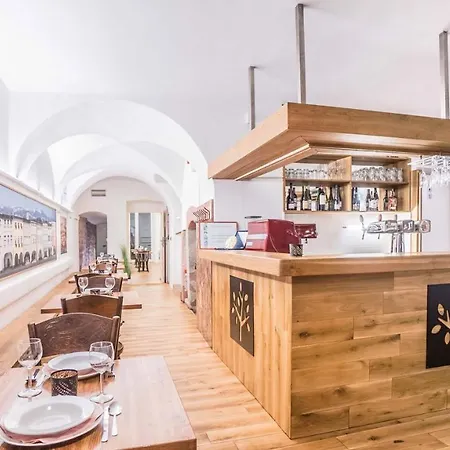 A Restaurace 14 Hostinne (Hradec Kralove)